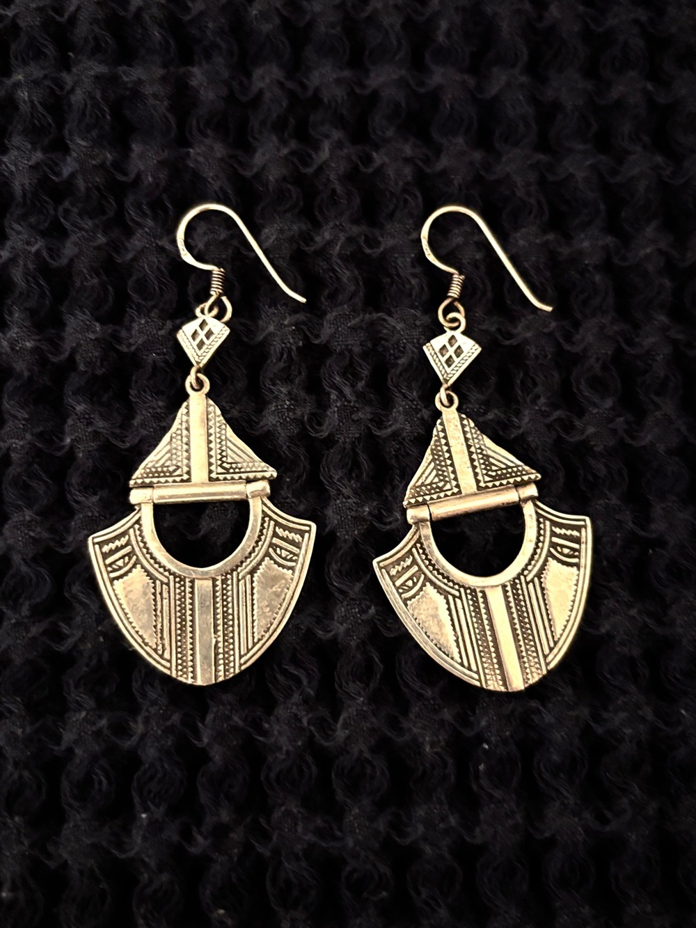 925 Sterling Silver Engraved Tuareg Earrings